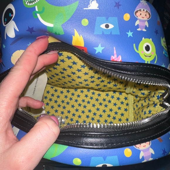 DisneyParks Lounge Fly - Picture 4 of 4